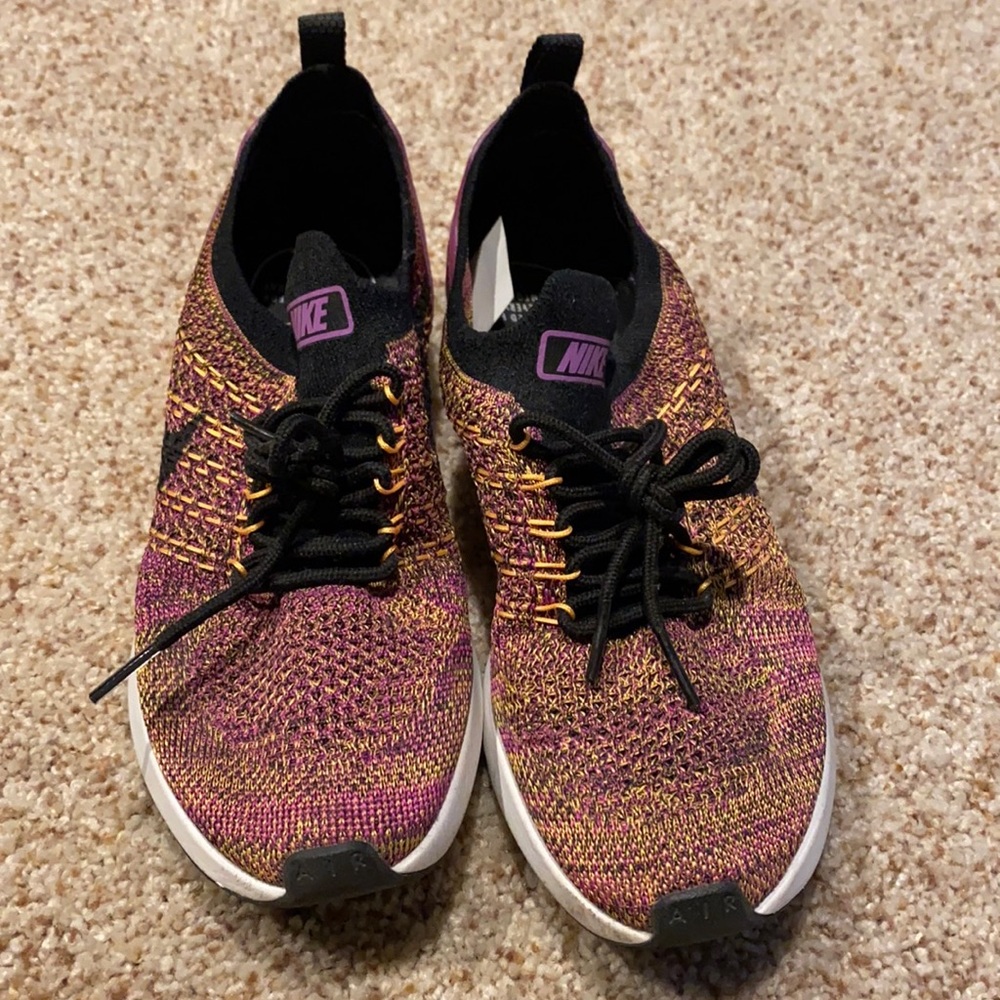 Like new Nikes